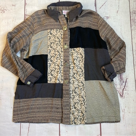 Vintage Tops - Vintage Saint Germain Woman 1X Button Shirt Mixed Media USA Unique Buttons Flaws
